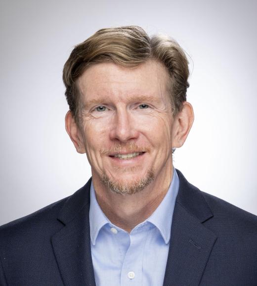 Tom Smith to Serve as School of Education Dean UC Davis Leadership